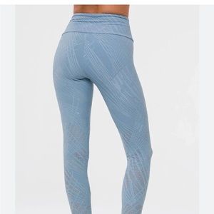 Nwt Onzie Selenite 7/8 Midi Legging in moonstone